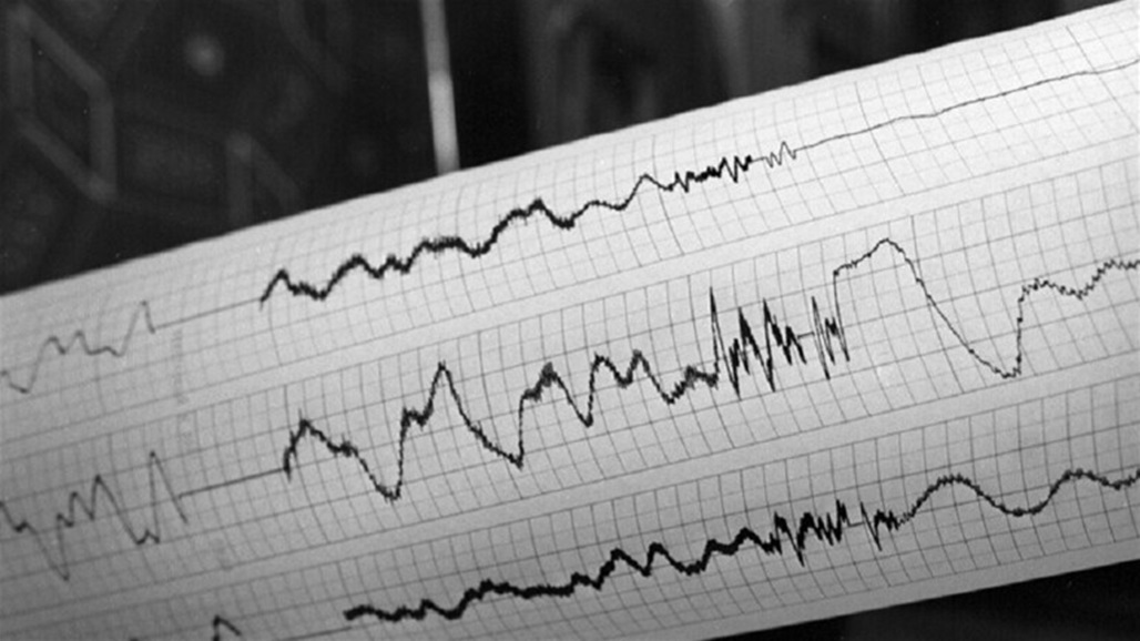 زلزال بقوة 5 درجات يضرب منطقة نطنز وسط إيران