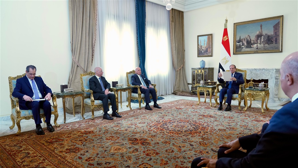 ظروف المنطقة حرجة.. السيسي يؤكد دعمه الكامل لانعقاد القمة العربية في بغداد