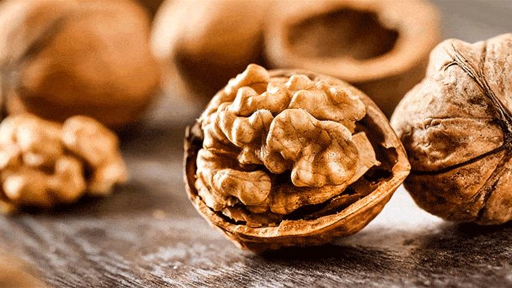 للسرعة في التفكير وتحسين الآداء العقلي.. ابدأ يومك بالجوز!
