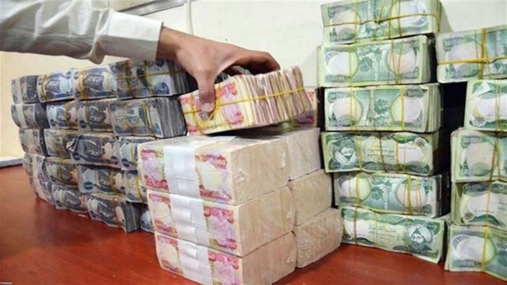 المالية تنفي موافقتها على &quot;دفع رواتب للسوريين&quot;