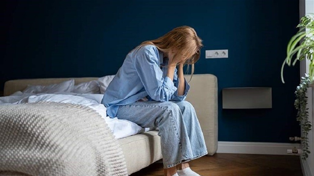 لماذا نشعر بالصداع بعد نوم طويل؟.. الأسباب والعلاج