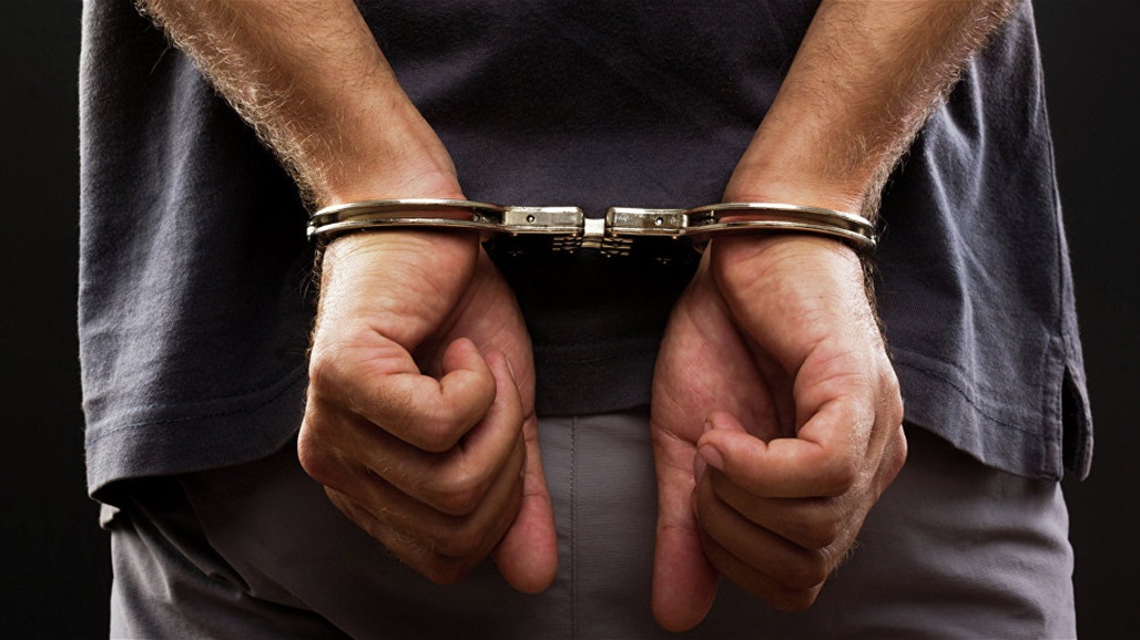 اعتقال شخص حاول إدخال عملة مزورة للعراق