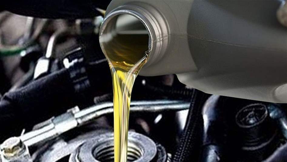 زيت المحرك: قلب الأداء وحارس حياة محرك سيارتك