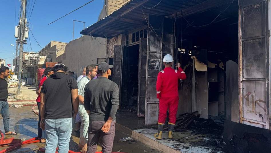 اندلاع حريق في سوق الزبير غربي البصرة والدفاع المدني يتحرك (فيديو)