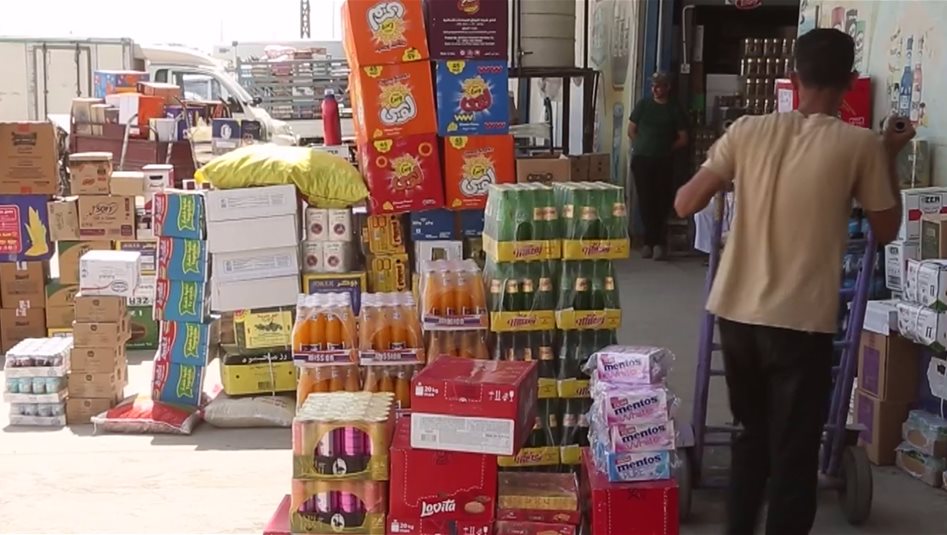 خطوط التوريد عبر الحدود الإيرانية بدأت تتباطأ... مخاطر الحرب تلقي بثقلها على السلع والأسعار!