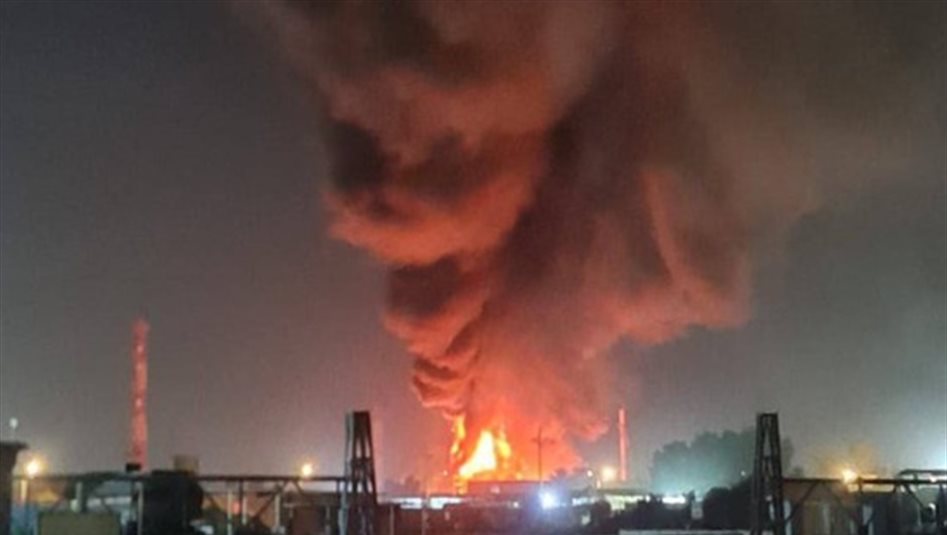 انباء.. سقوط 3 صواريخ على معسكر التاجي في بغداد (فيديو)